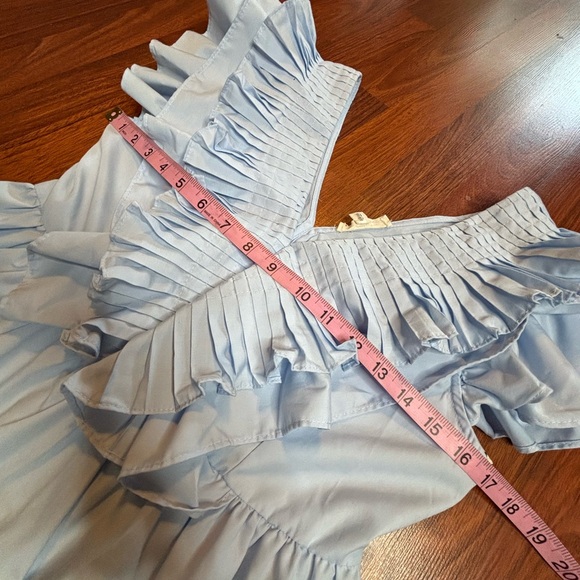 Entro Blue Ruffle Peplum V-neck Top Women’s Size Medium - Picture 5 of 5